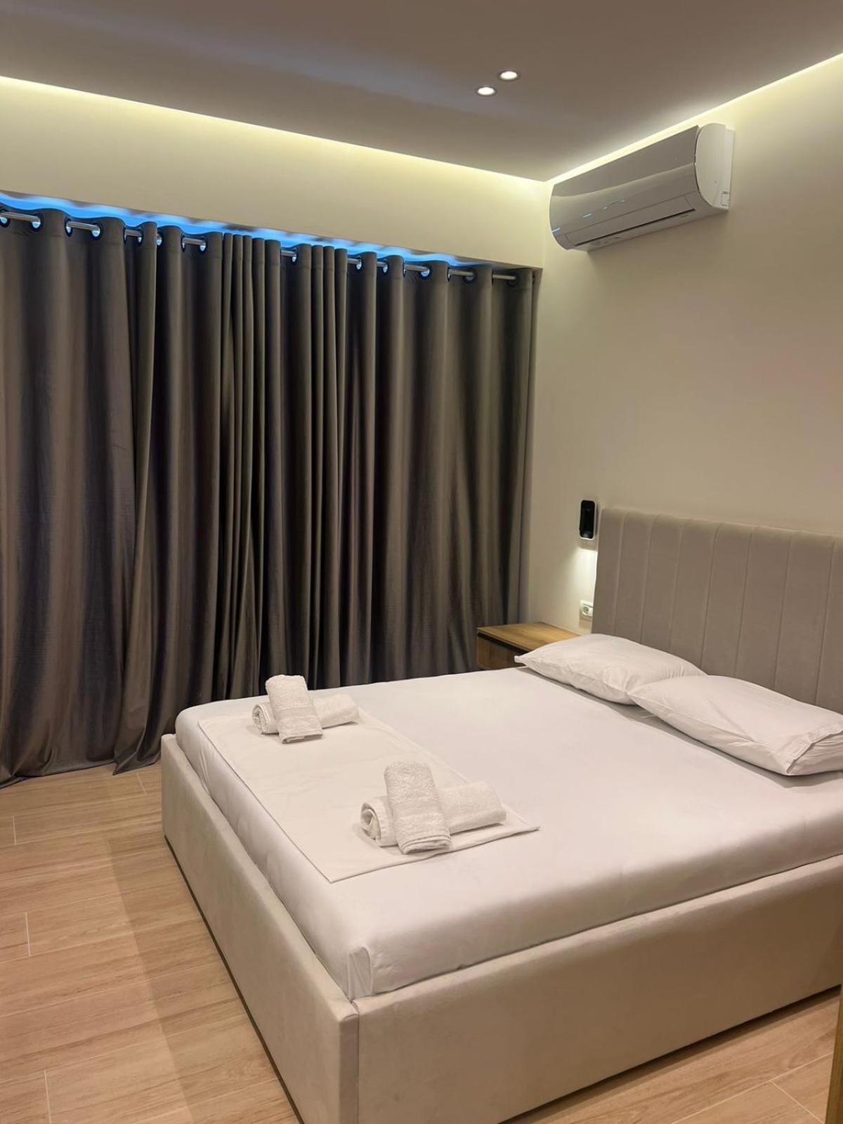 Emily'S Hotel 希马拉 外观 照片