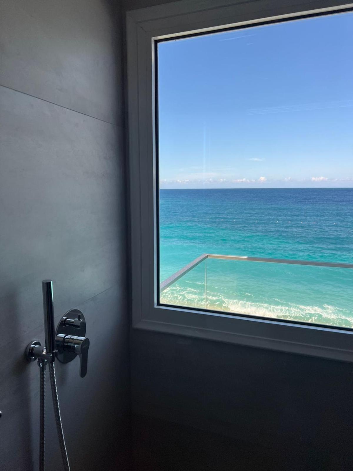 Emily'S Hotel 希马拉 外观 照片